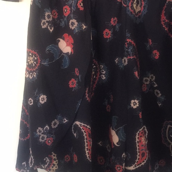 Papaya navy floral faux wrap look short romper, sm - Picture 3 of 4